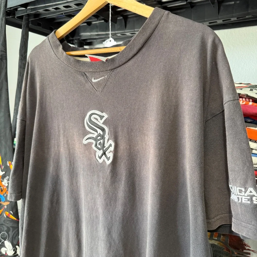 Y2K Faded Black Nike Chicago White Sox Graphic T-Shirt XXL Light Marks